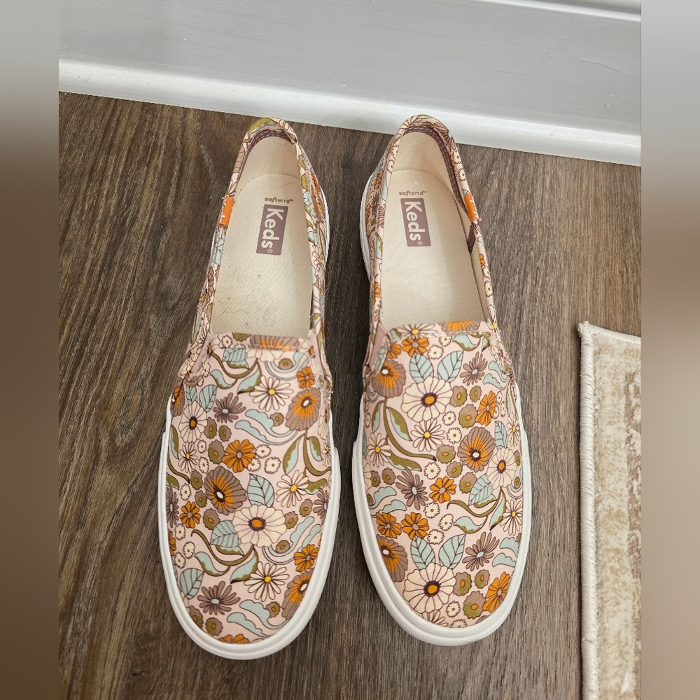 Keds Double Decker Groovy Floral Sneaker Size 10